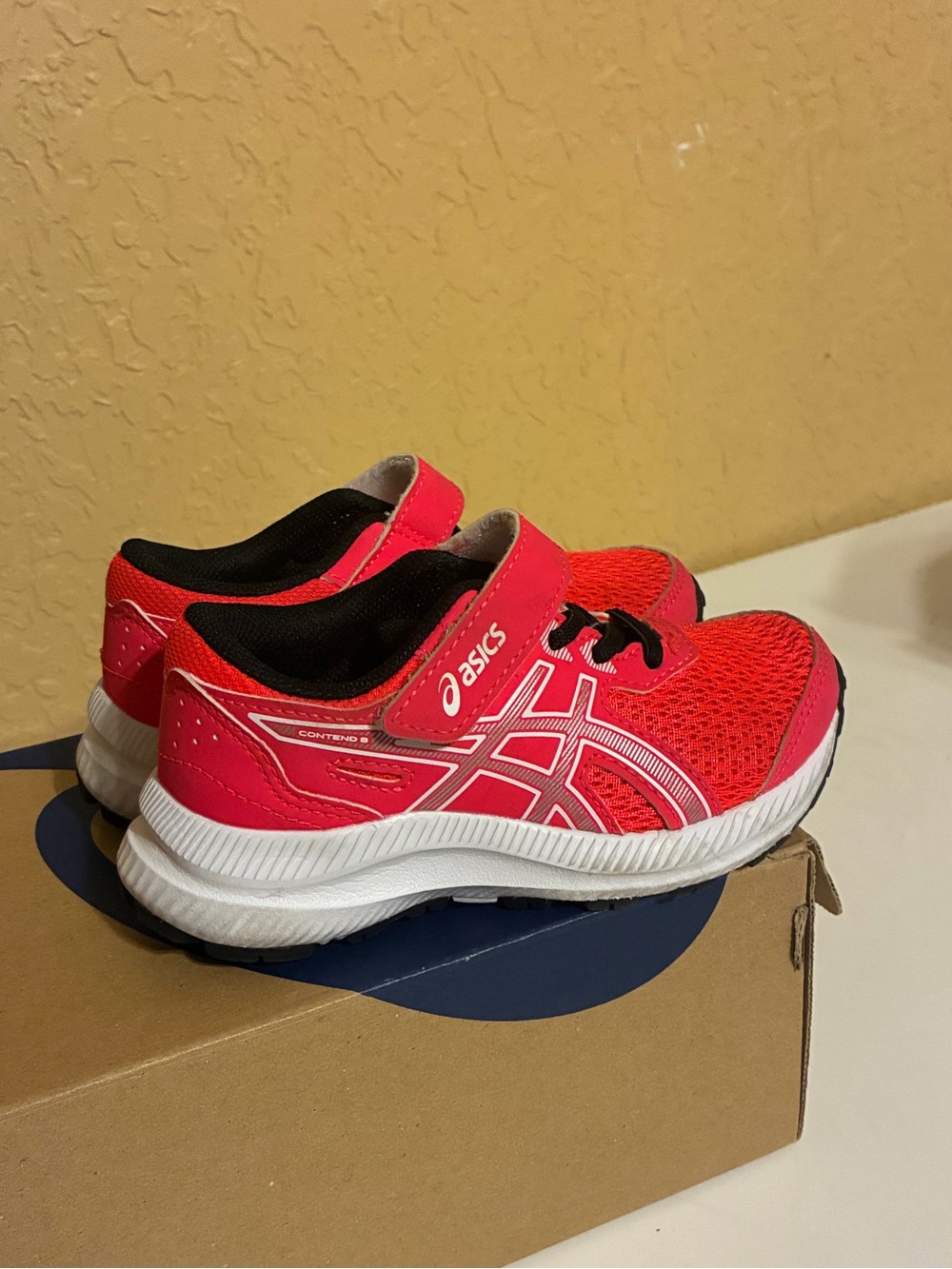 Asics Kids Contend 8 School Yard Running Shoes Size 10 - Picture 7 of 16